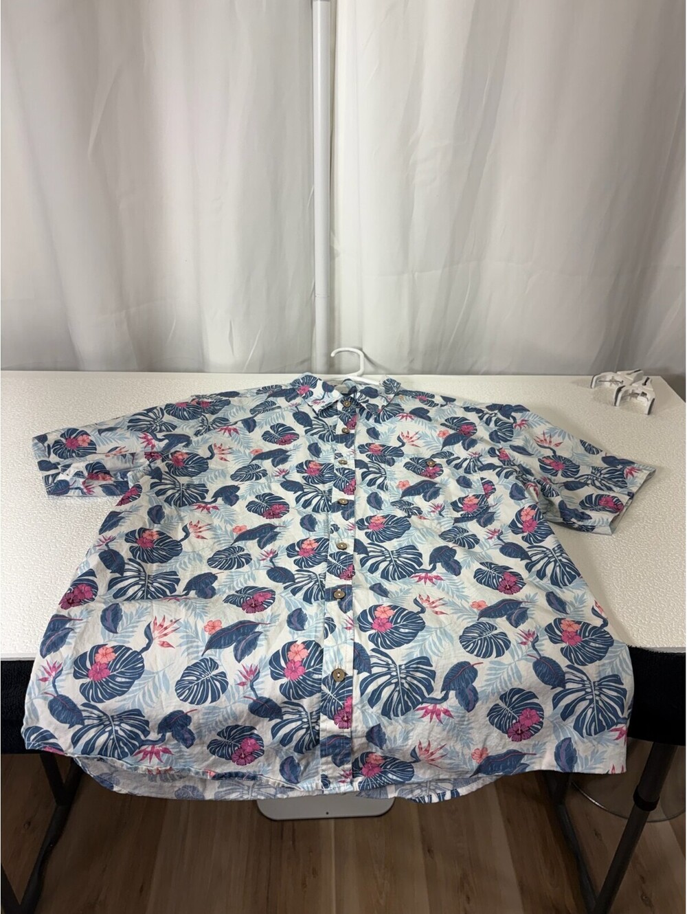 Burnside Men's Large Short Sleeve Tropical Print Button-Up Shirt 276D